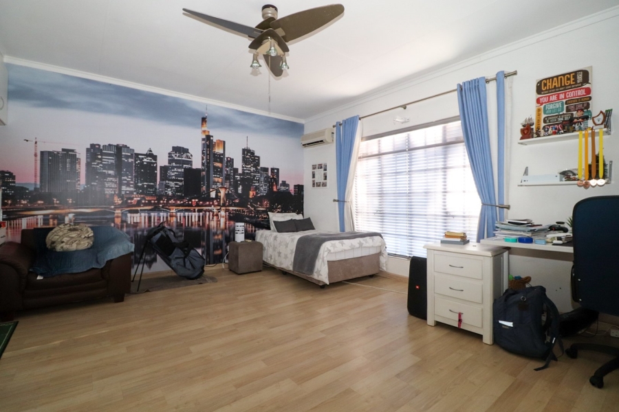 4 Bedroom Property for Sale in Wilkoppies North West